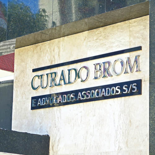 letras caixa curado brom